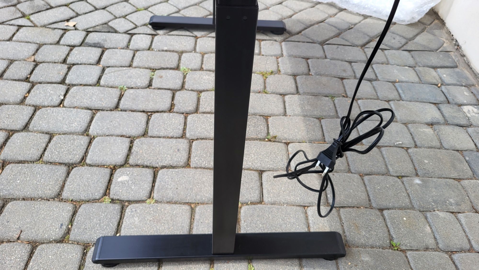 Biurko elektryczne jak nowe!