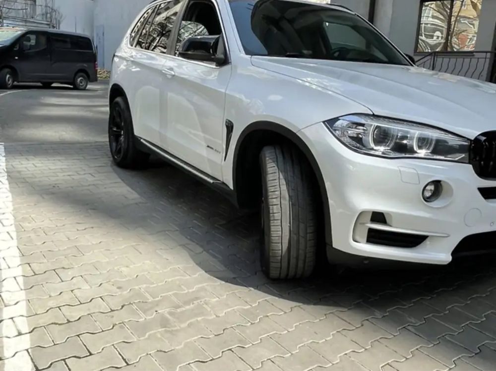Bmw F15 3.0 d официал.