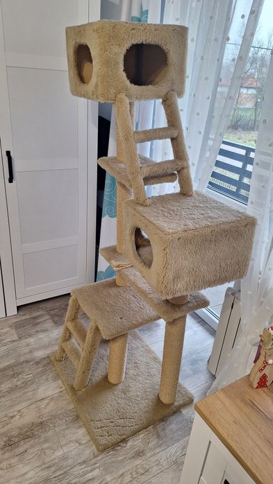 Drapak dla kota stan dobry