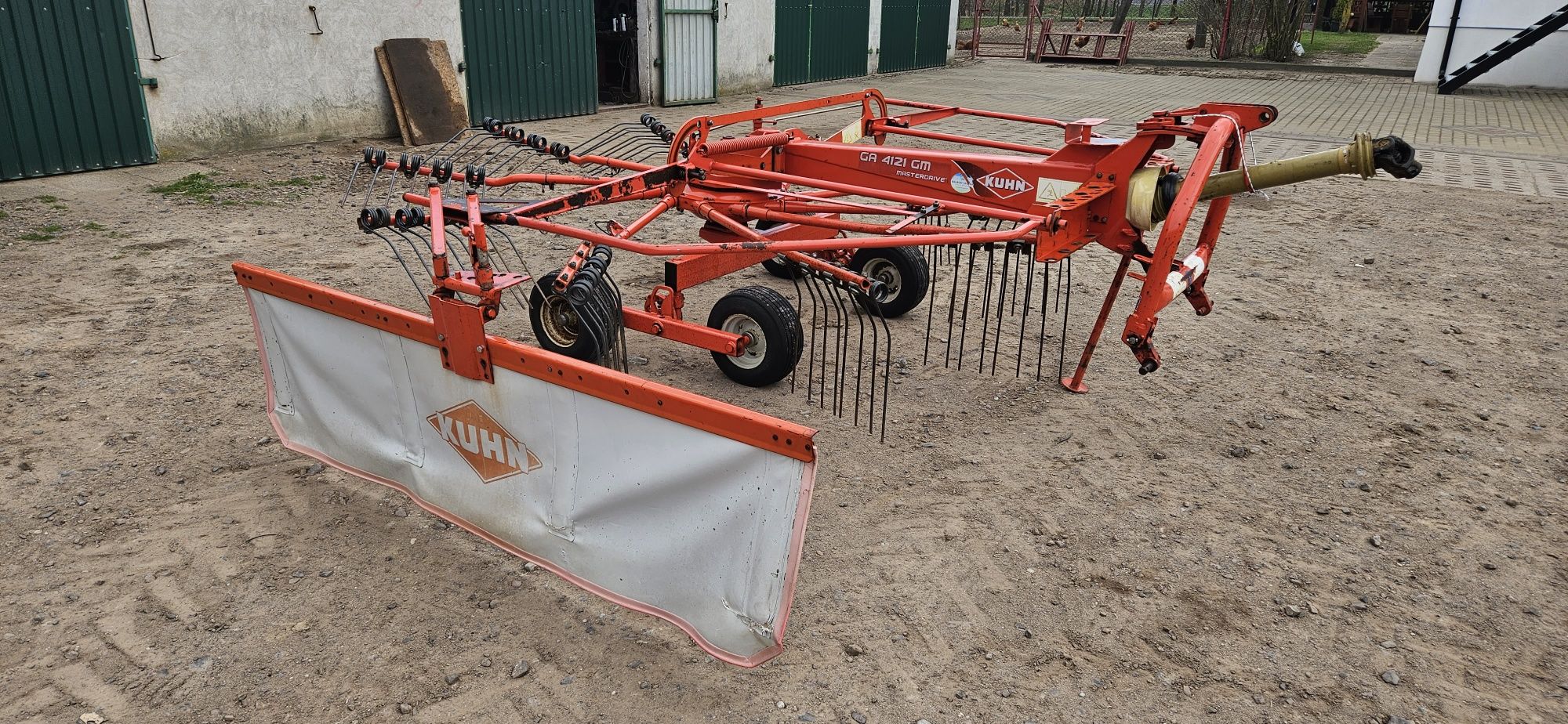 Zgrabiarka KUHN GA 4121 GM MASTERDRIVE ( Kverneland  , Krone )