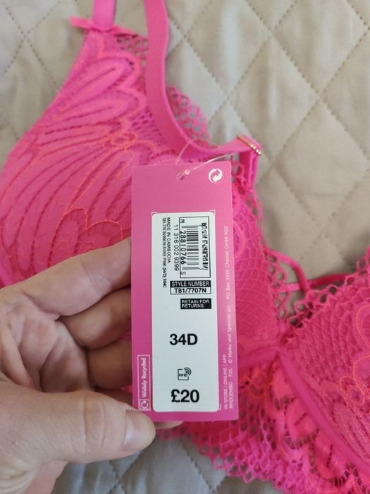 Бюстгальтер жіночий новий M&S