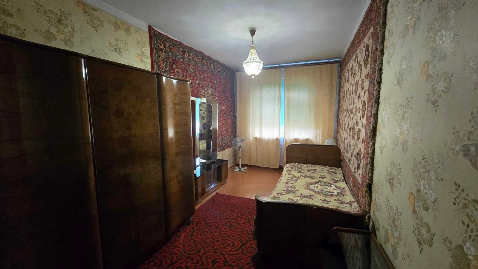 Продам 3-кімнатну квартиру вул. Преображенська