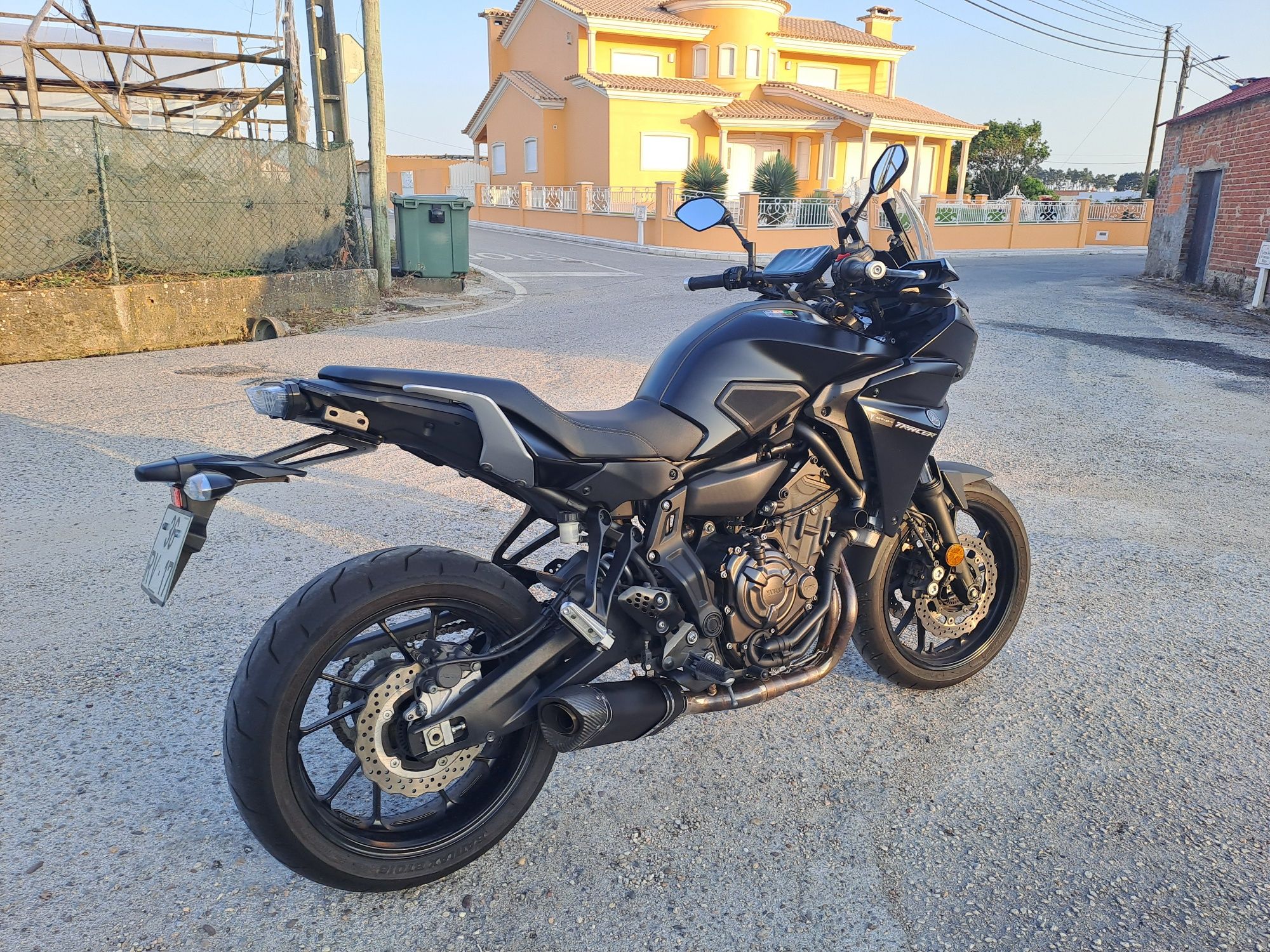 Yamaha Tracer 700 em muito bom estado + acessórios