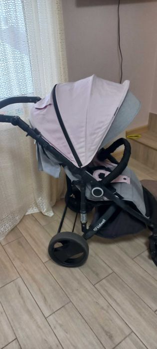 Прогулочна коляска