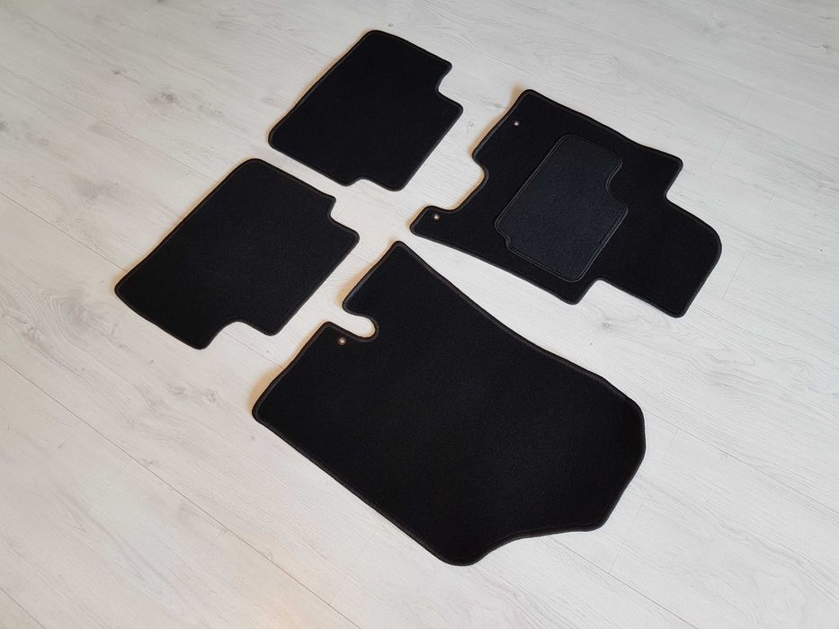 Dywaniki Welurowe HYUNDAI I30 07-12 Idealnie Dopasowane STOPERY