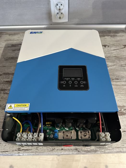 Гібридний інвертор EAsun 7k