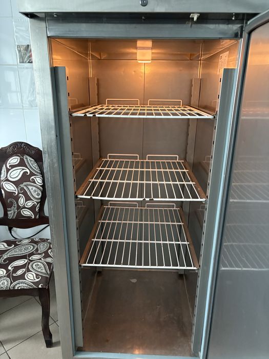 Професійне морозілка і холодильник