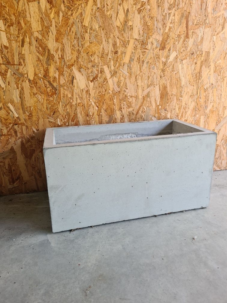 Donica betonowa 80x40x40cm