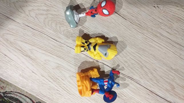3 Figurki -Spider Man i inne