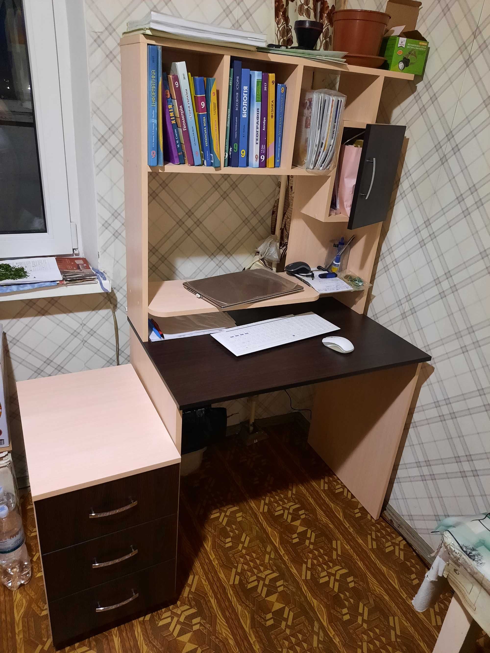 Новый письменный стол