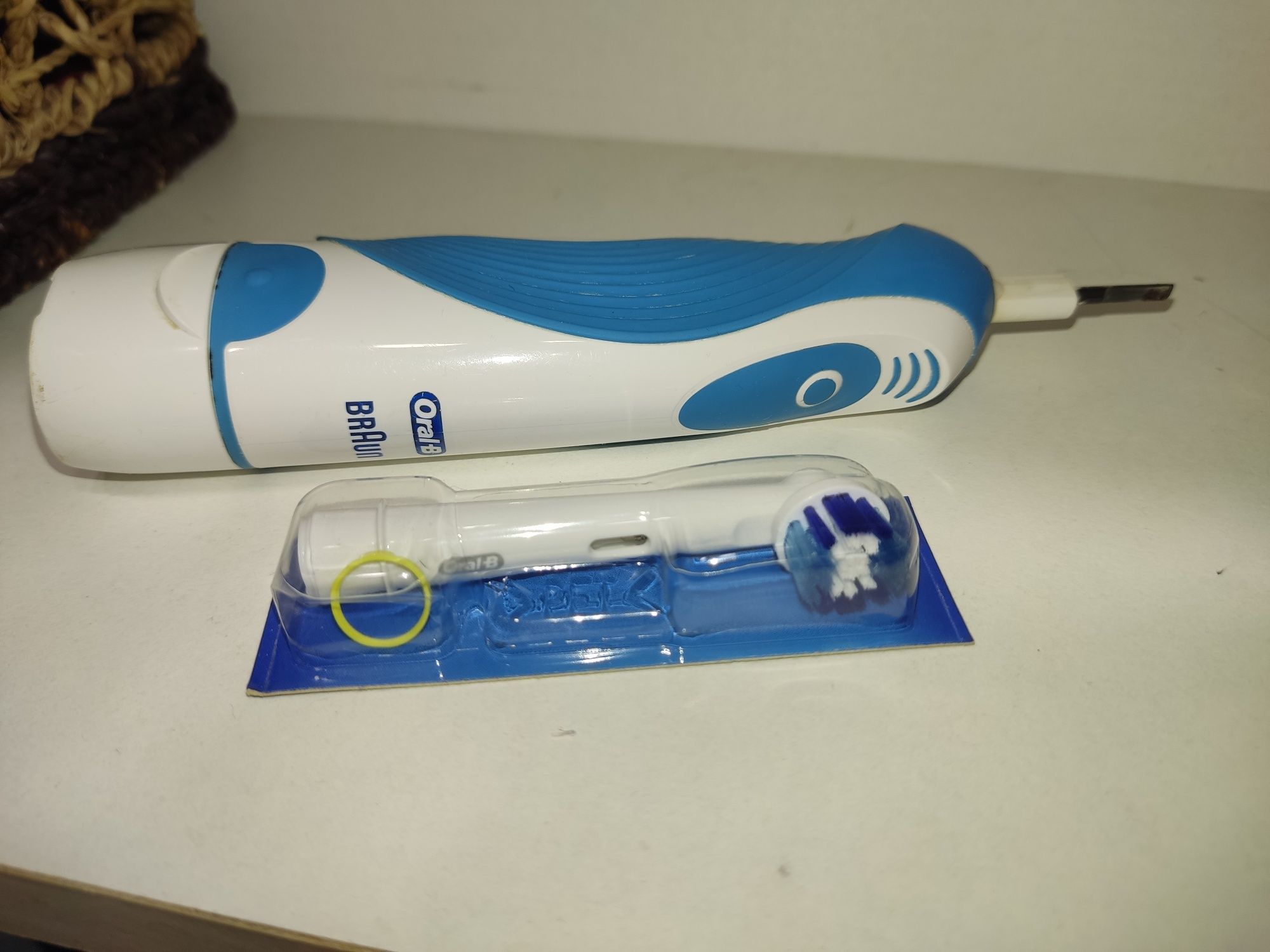 Зубная щетка Braun Oral B