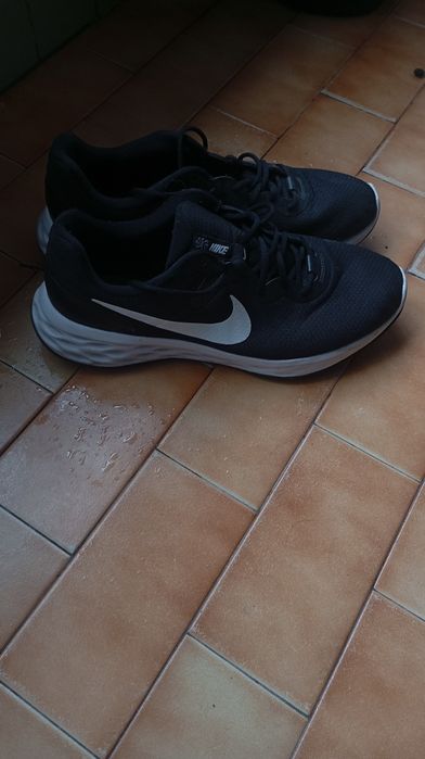 Vendo sapatilhas Nike 47.5
