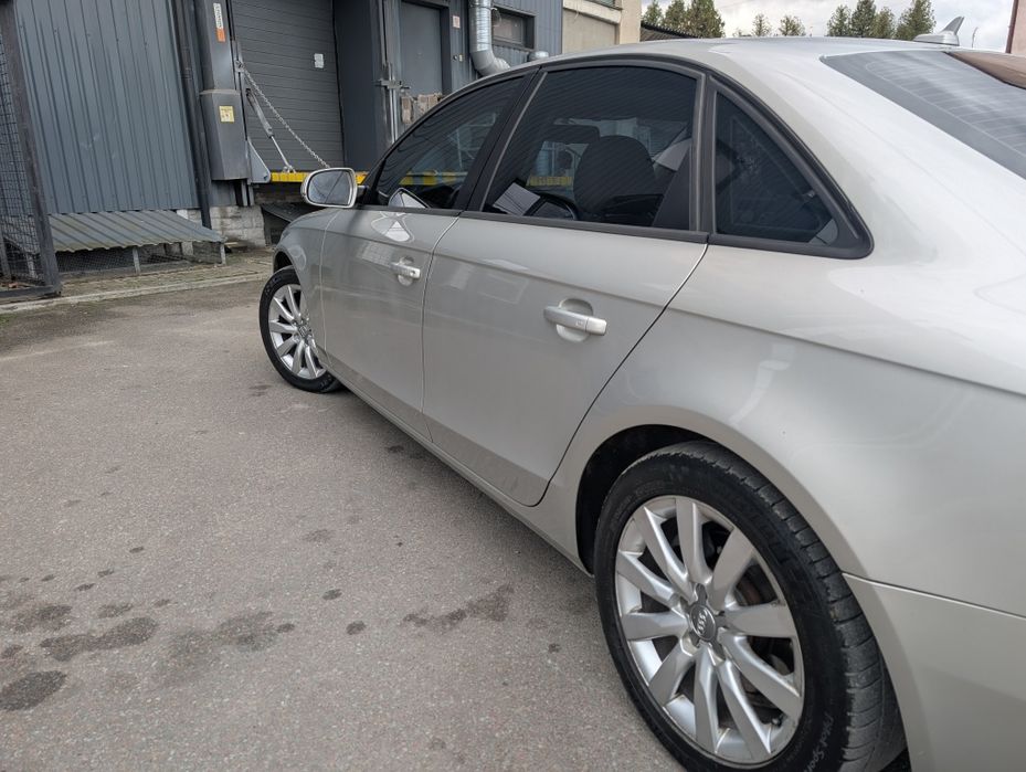 Audi A4 2.0tfsi 2013