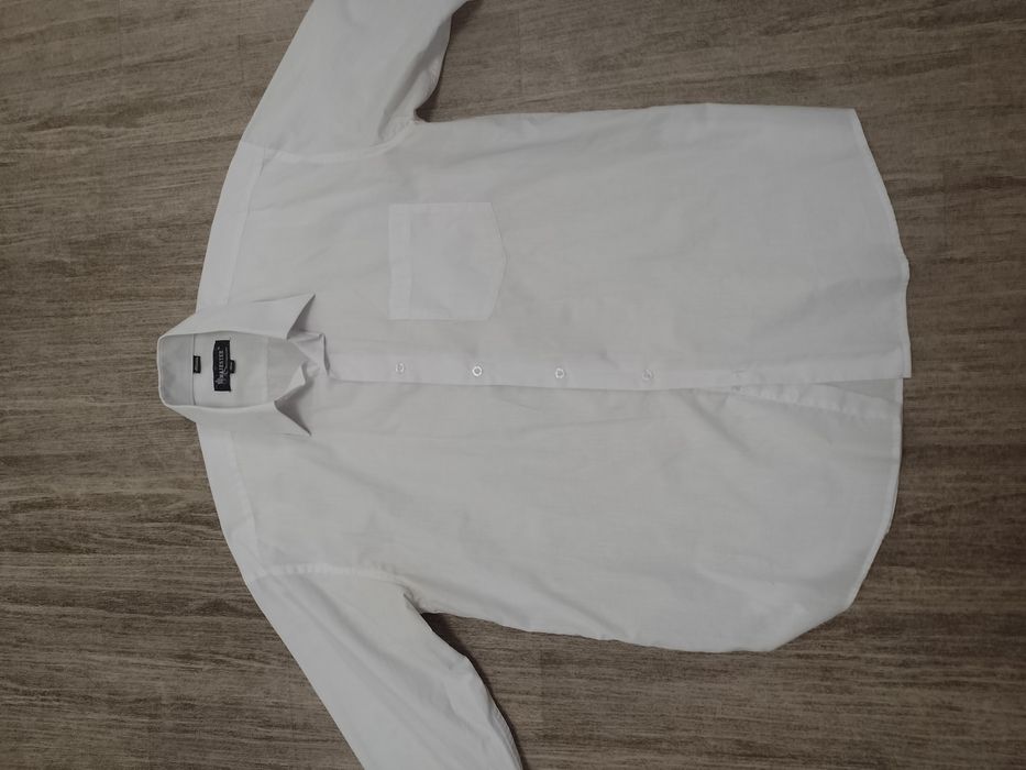 Sprzedam męską koszulę rozmiar XL. Majester 41/42.