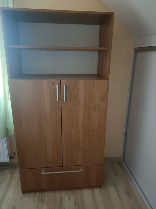 Regał robiony na wymiar