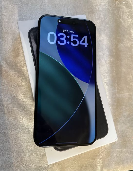 Iphone 15 pro max 256gb состояние нового!