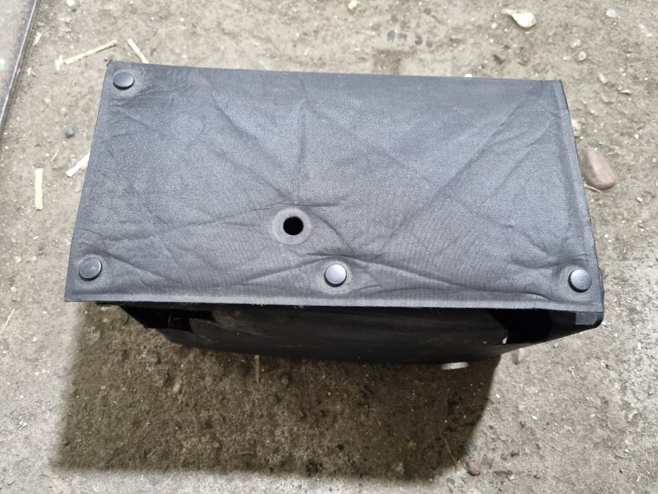 Obudowa osłona pokrowiec akumulatora opel vectra c signum