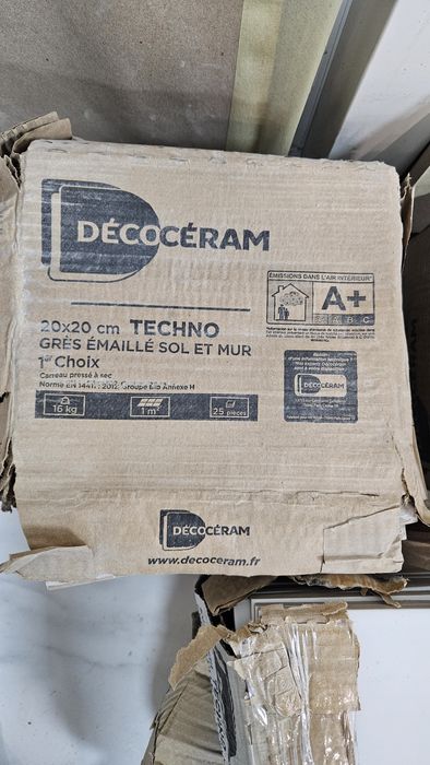 Керамічна плитка від DECOCERAM білий колір 20×20
