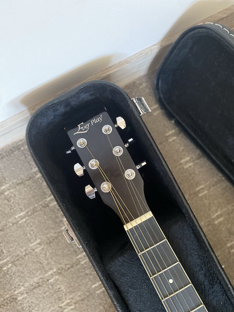 Gitara akustyczna Ever Play + futerał + pasek + zapasowe struny