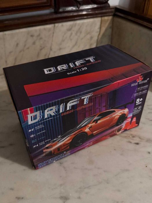 Mini Carro de Drift RC 1:24