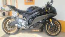 Yamaha R6 rj15 edição black and gold