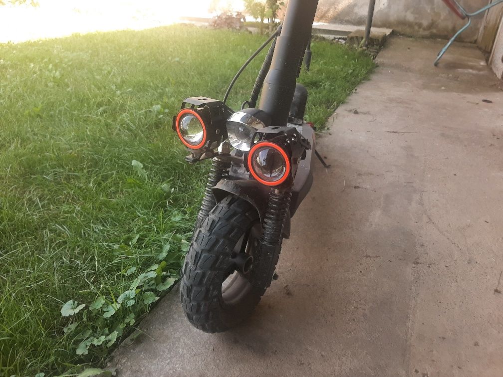 Електросамокат Kugookirin m4 pro