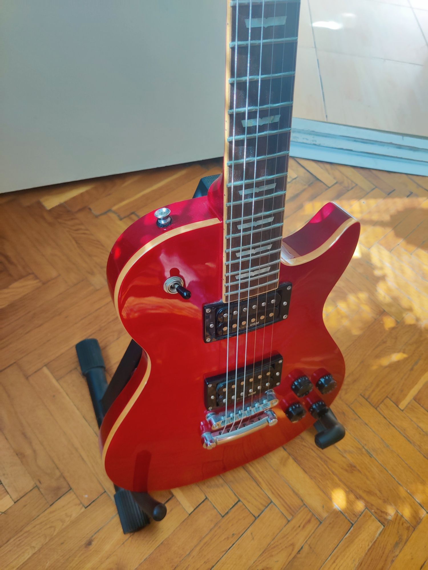 Електрогітара Washburn Idol Winproftr (Les Paul)