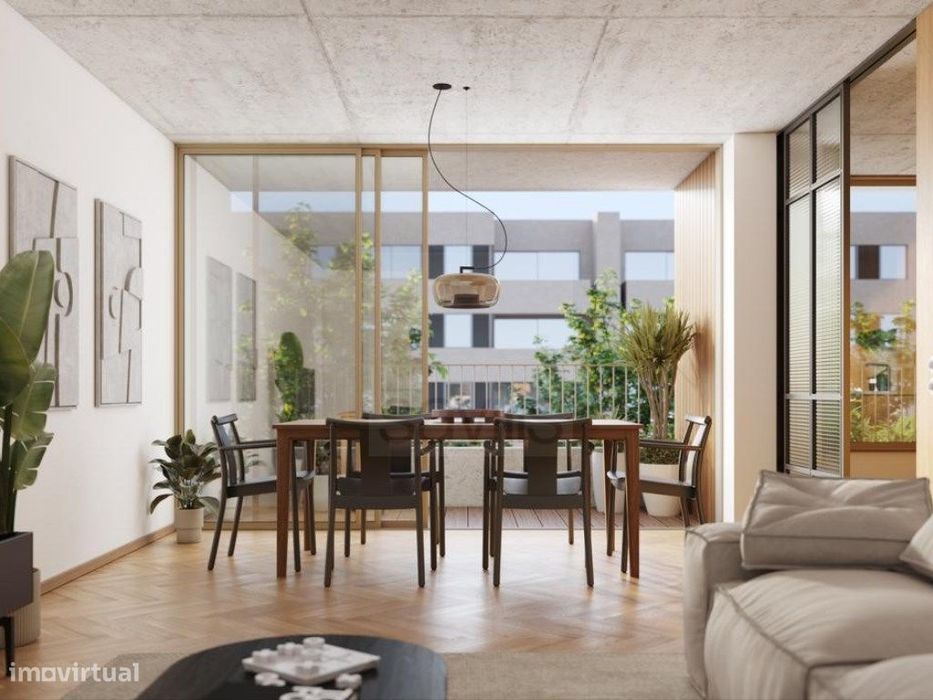 Apartamento T2 em Matosinhos Sul com varanda