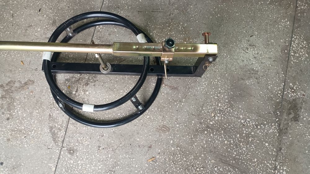 Montażownica stojak do wymiany opon motocyklowych