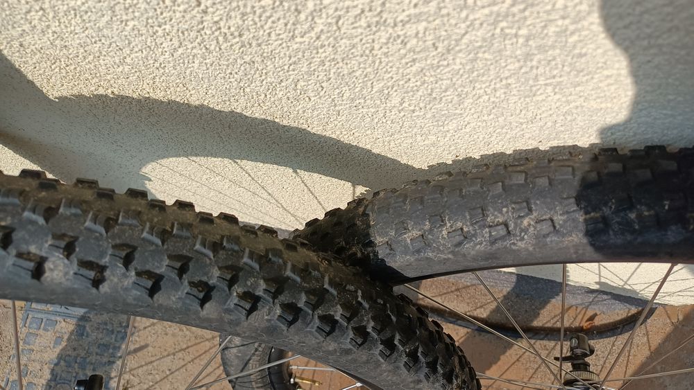 Komplet koła MTB 29" 11rz pod tarcze qr z oponami tubeless Continental
