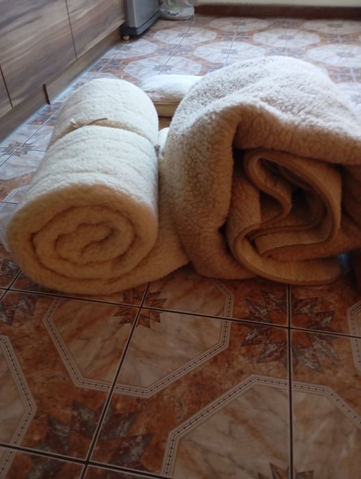 Grube koce trzy sztuki