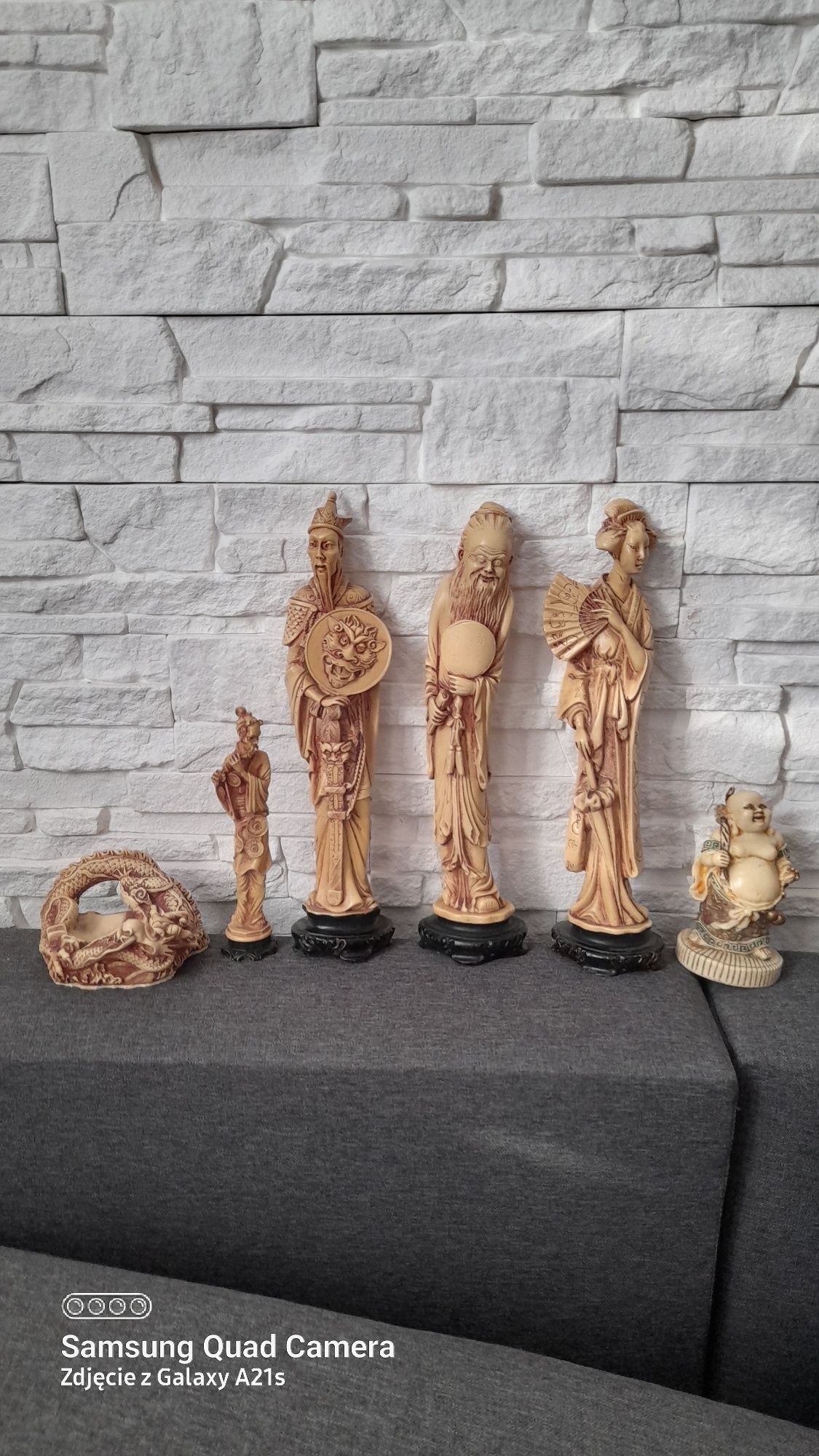 Figurki z alabastru stare