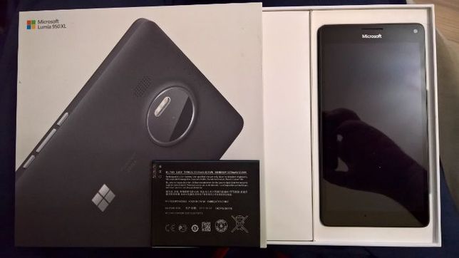 NOKIA Lumia 950 флагман 5.2" 4К проф Zeiss оптика Гарантия 4/12 мес