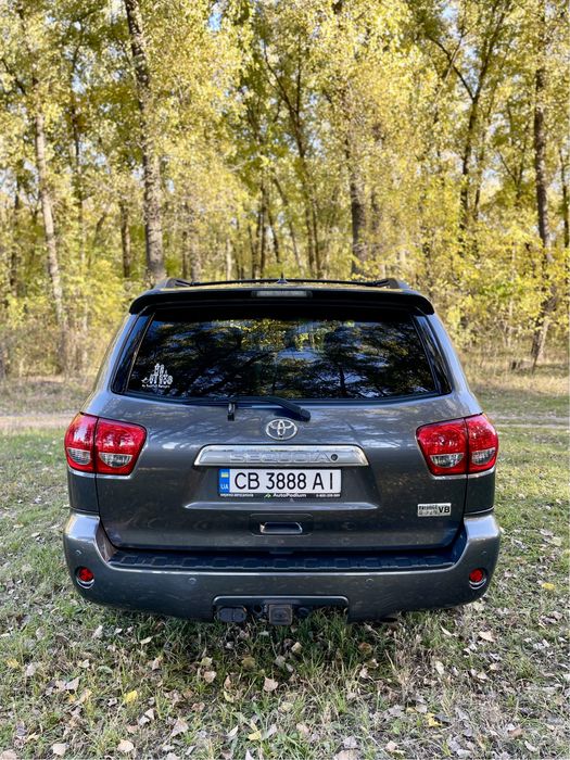 Toyota Sequoia Platinum