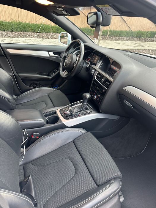 Продам автомобіль audi a4 sline