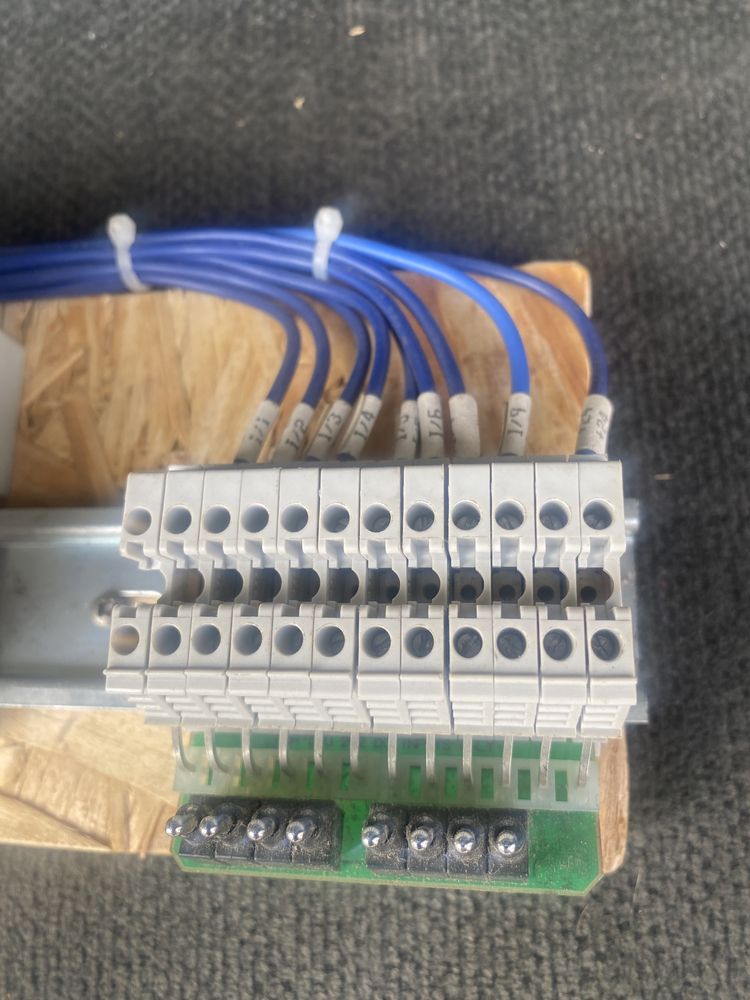 Allen Bradley контроллер