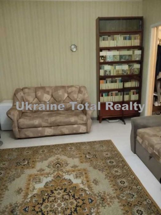 2 кімнатна квартира! Метро Академмістечко 1хв пішки Вул Доброхотова 30