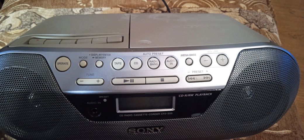 Магнитола Sony CFD-S05 ідеальному стані