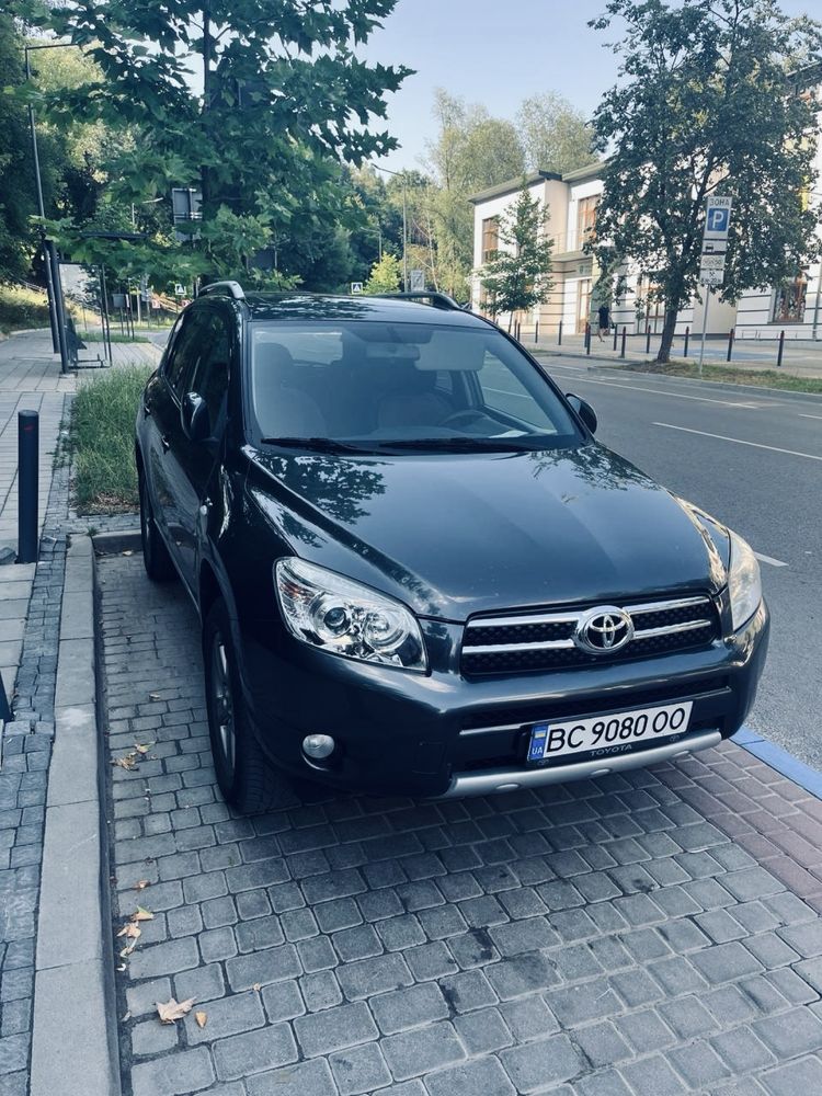 Продам Toyota Rav4 2008р 2.2д