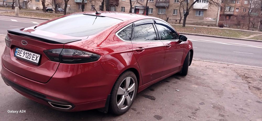 Продам Ford Fusion