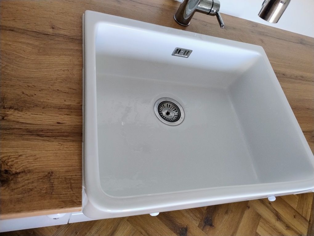 Zlewozmywak ceramiczny farmerski Sabor Deante