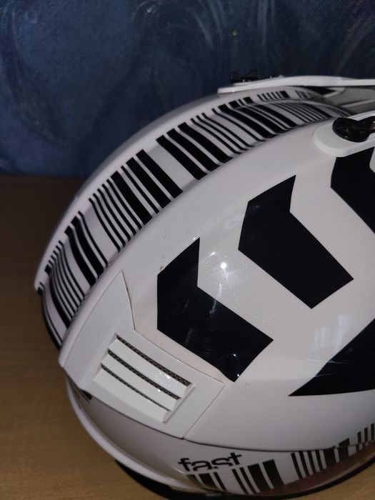 Продам шолом для мотоциклу,ls2 mx437