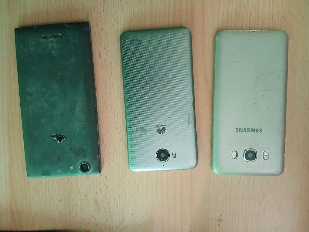 Tres telemóveis barato