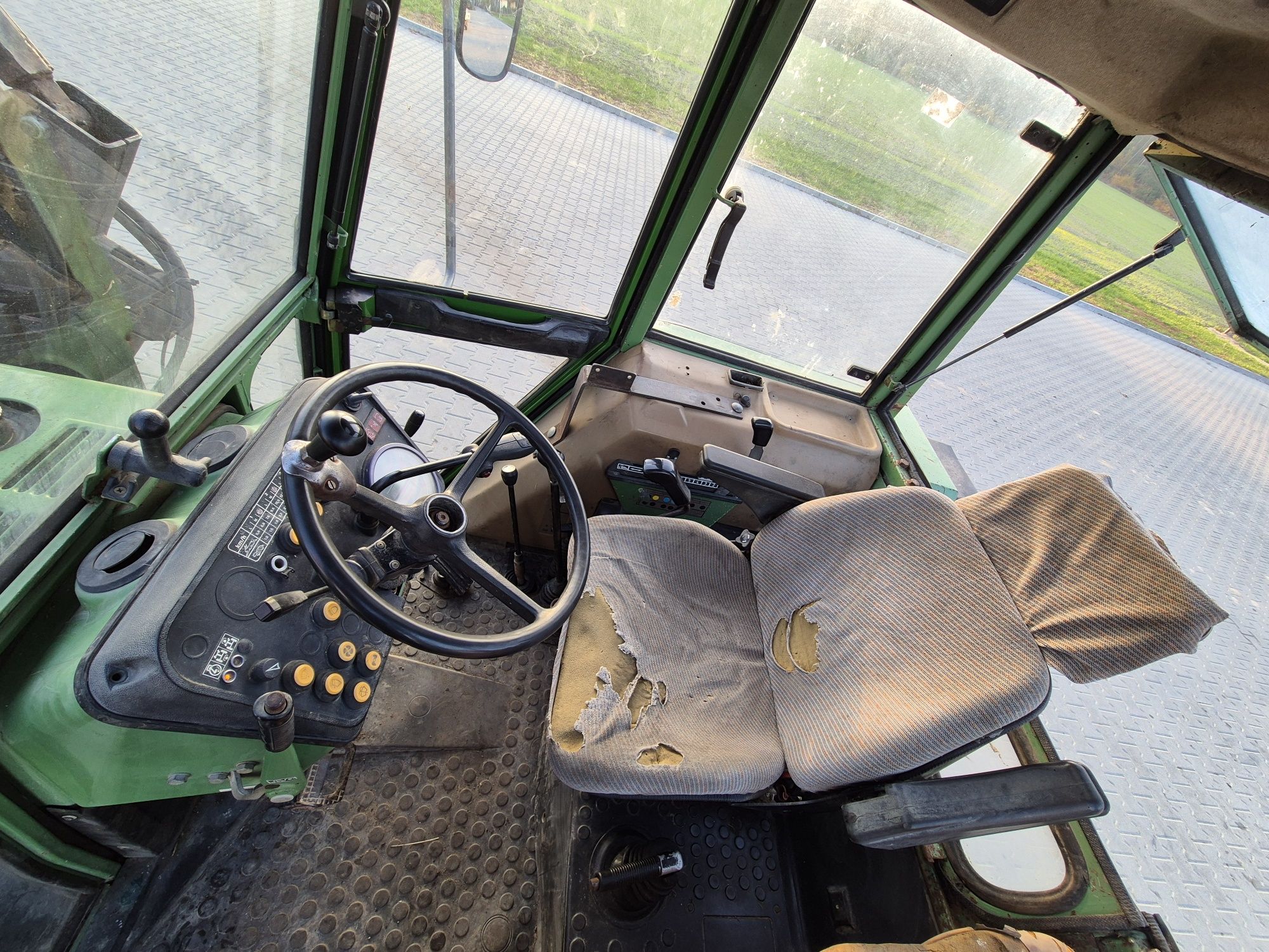 Fendt Farmer 304 LS , tur, 306 , ładowacz czołowy. MX , 305 , 308