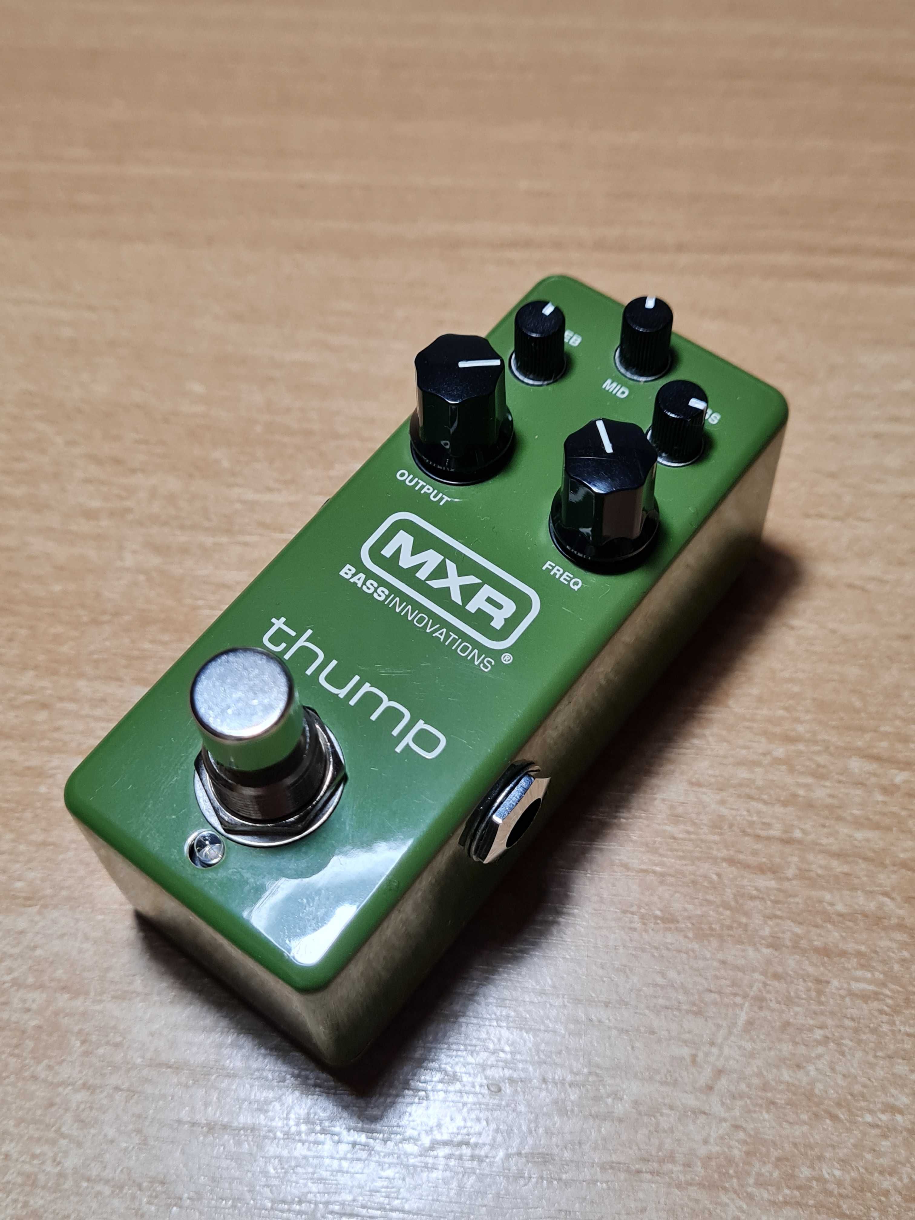 Басовий преамп MXR M281 Thump Bass Preamp