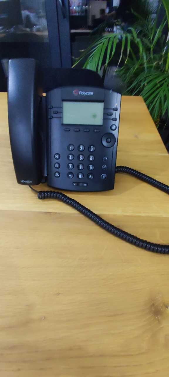 Telefony stacjonarne Polycom, Mitel, Silicar - łącznie 76 szt.