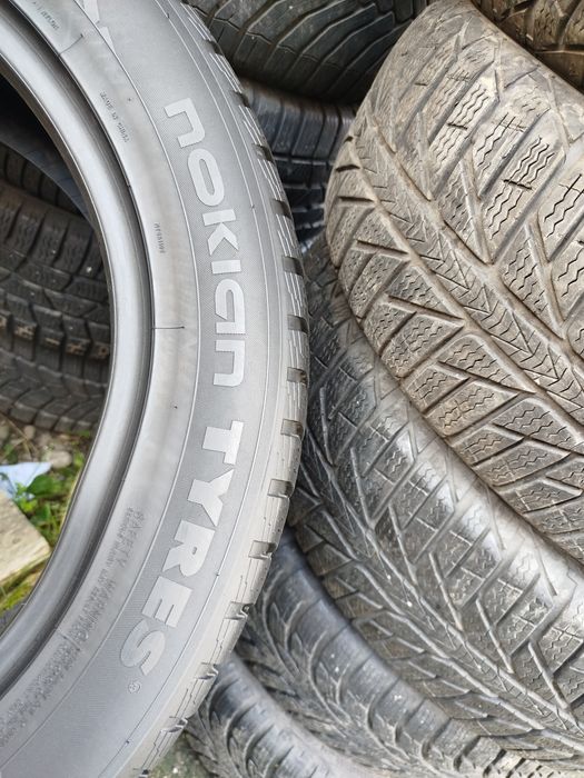 Шини зимові 215-55-17 Nokian з Німечини