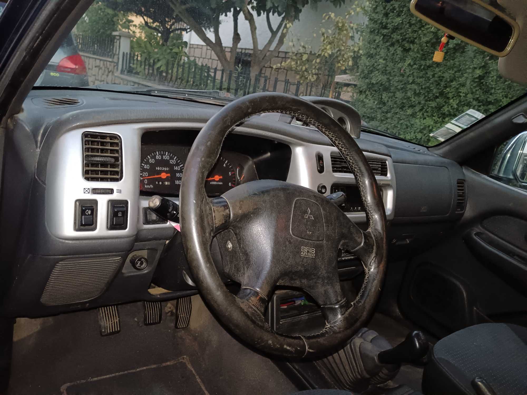Carrinha Mitsubishi L200