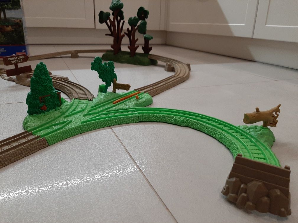Kolejka Tomek i Przyjaciele Fisher Price duży zestaw