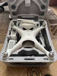 Dron DJI Phantom 4